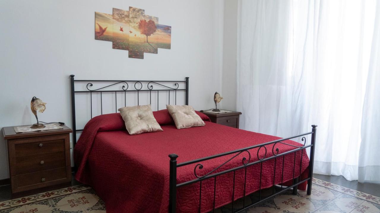 Mary'S Center House Apartment Catania Exterior photo